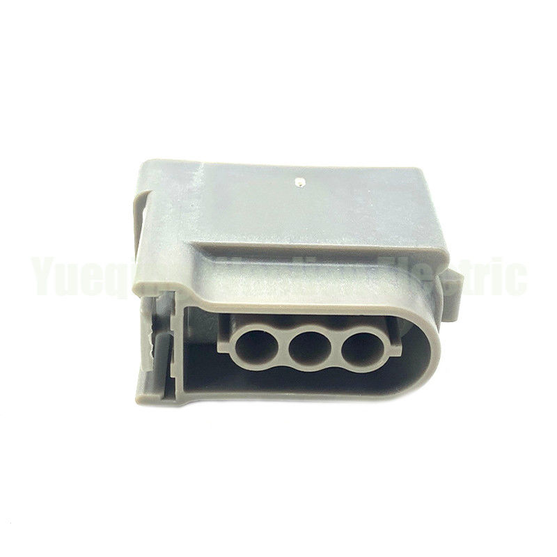 3 épingles 13628679 3F2T-14A464-HA Connecteur automatique à étanchéité féminine pour la prise de la lampe de signal de virage