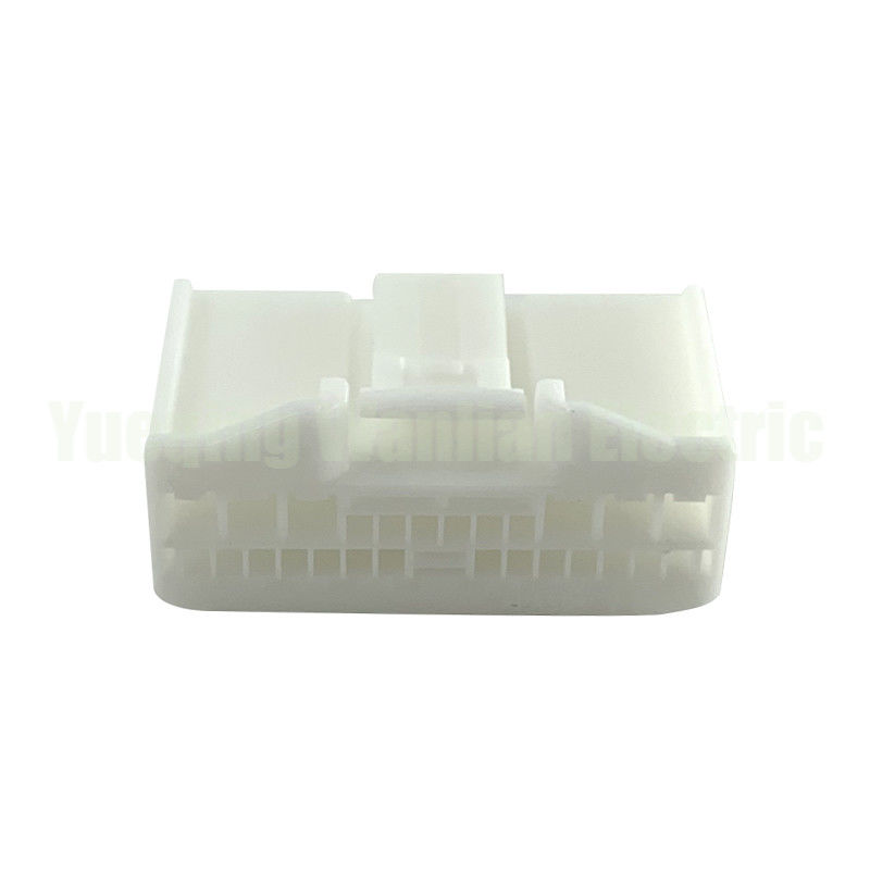 26 épingle 1376360-1 90980-12203 1674932-1 Modification de la prise de voiture Remplacement du connecteur composite Adaptateur féminin