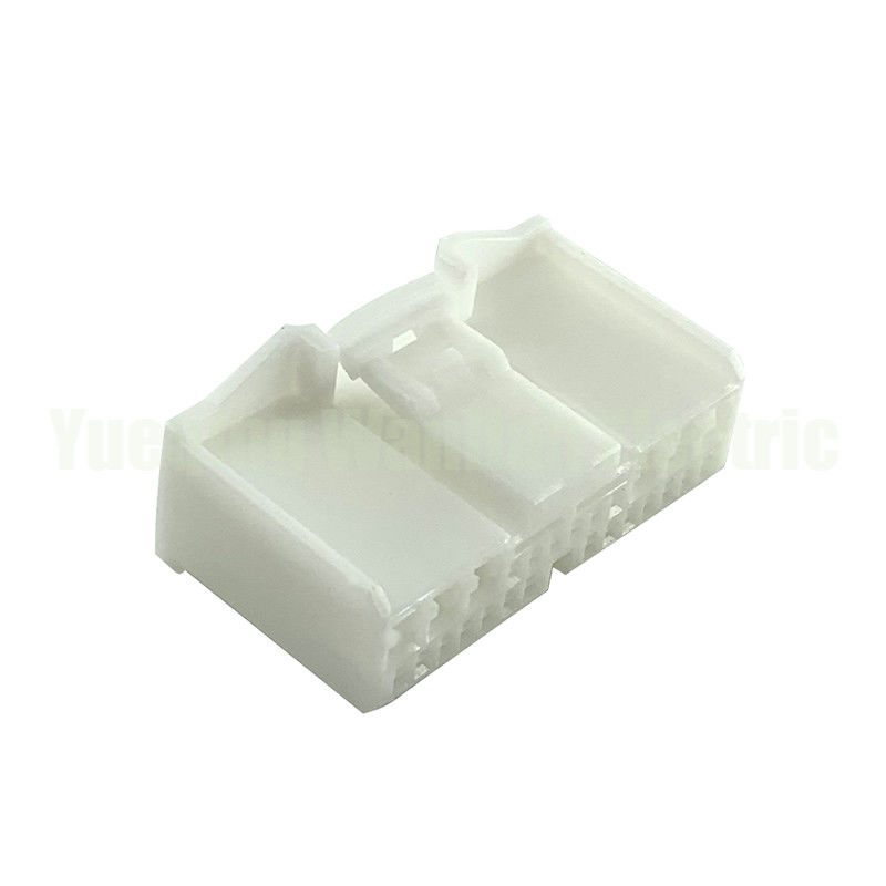 26 épingle 1376360-1 90980-12203 1674932-1 Modification de la prise de voiture Remplacement du connecteur composite Adaptateur féminin