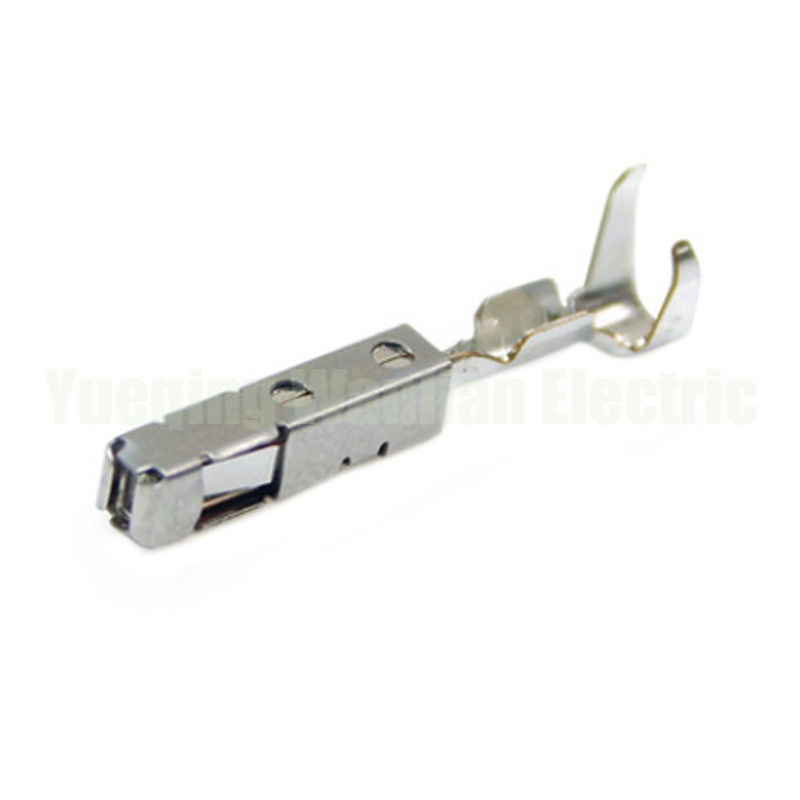 1928498705 Auto Crimp Terminal électrique Femme épingle modifiée pour connecteur de pelle automatique