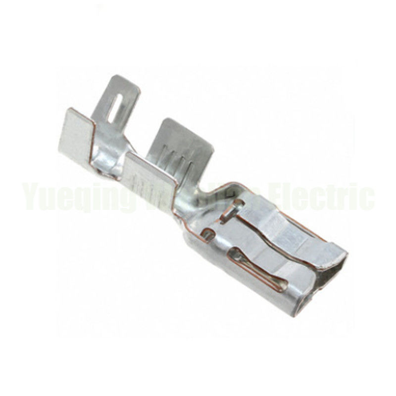 1544133-1 Splices de voiture borne de fil de fer Crimp épingle électrique pour le connecteur automobile