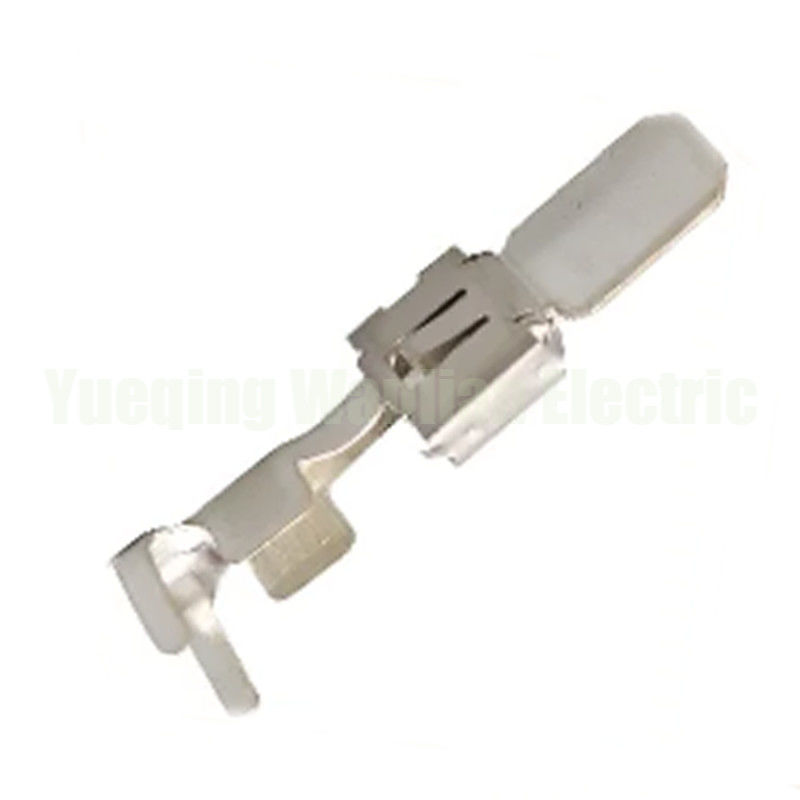 1-968050-1 câble à crampons automobile borne de finition épée mâle connecteur électrique broches métalliques