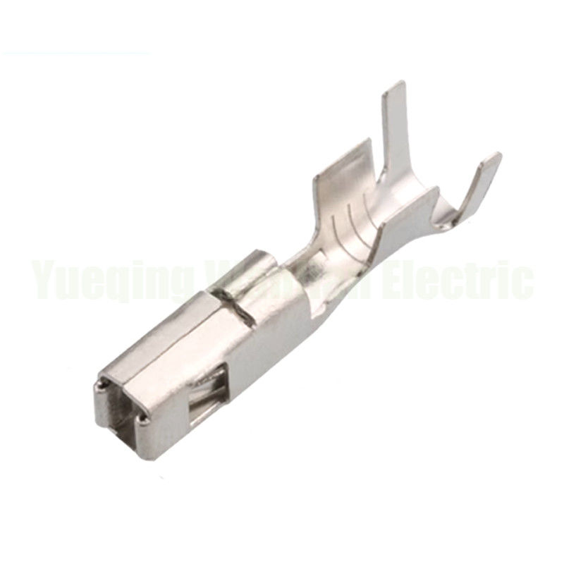 DJ627-2.8C Partage de câbles de voiture Terminal de rétrécissement de câble Terminal automatique Terminal électrique de câble de femme