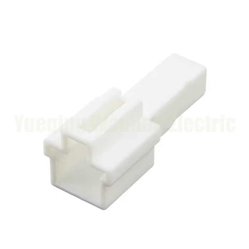 1 épingle 7282-1210 6098-0822 Auto débouché prise de câblage mâle de 4,8 mm Série connecteur de harnais de câble de voiture